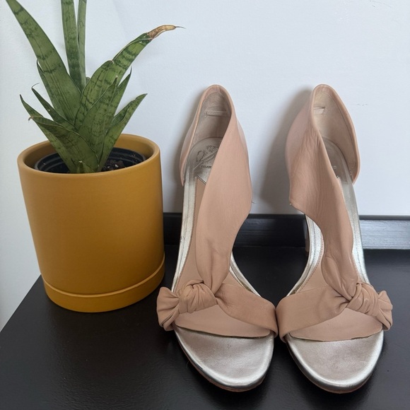 Brian Atwood nude & silver knotted Chryssa leather heels - size 36.5 (US 6.5) - Picture 4 of 6